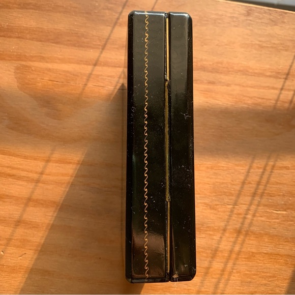 Vintage Russian Lacquered Box - Picture 7 of 14
